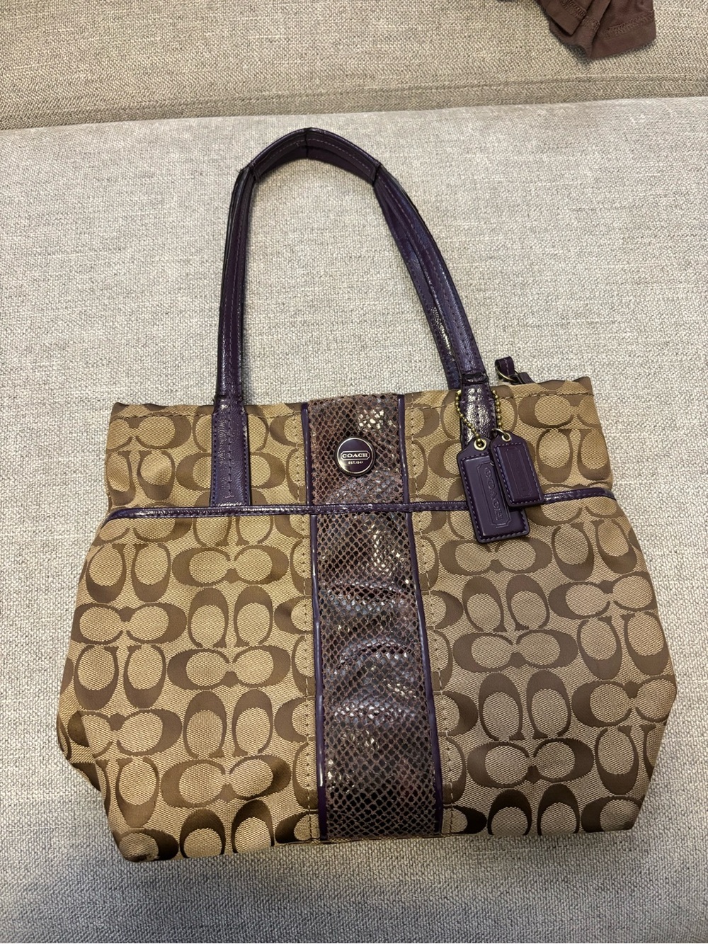 COACH Y2K VINTAGE SIGNATURE PURPLE PYTHON TOTE — AS IS / HANDLE DAMAGE